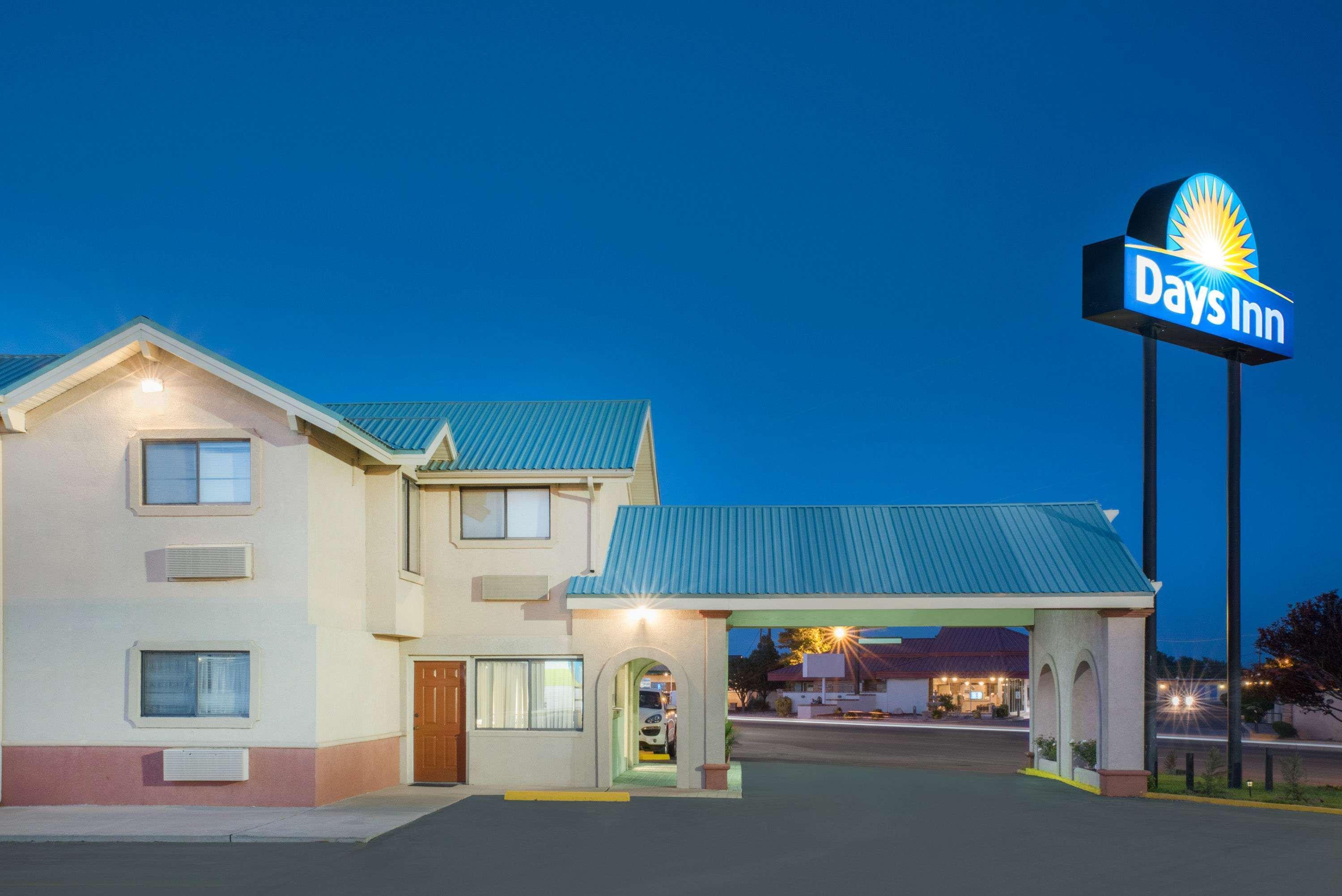 Days Inn By Wyndham Hobbs Esterno foto